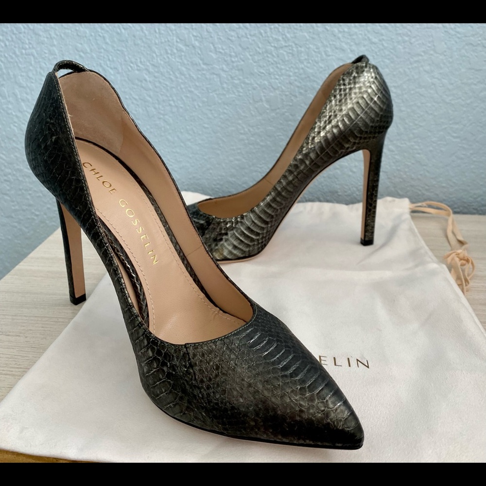 Chloe Gosselin - Vero Cuoio - Snakeskin Pumps